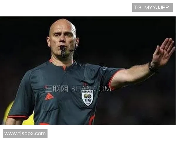 足球裁判哨声的背后故事与比赛公正的重要性探讨